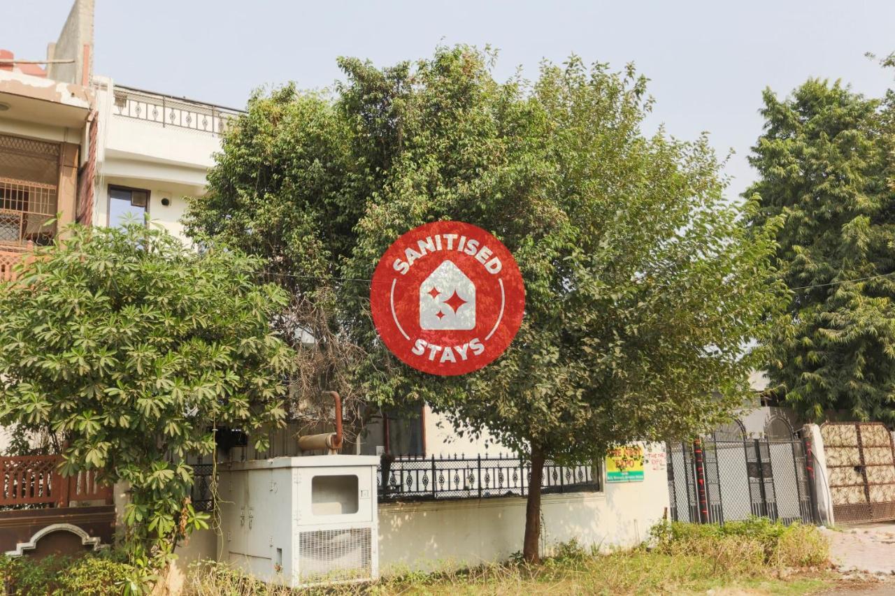 Capital O The Nest Expo Near Pvr Ansal Plaza Greater Noida Hotel Exterior foto