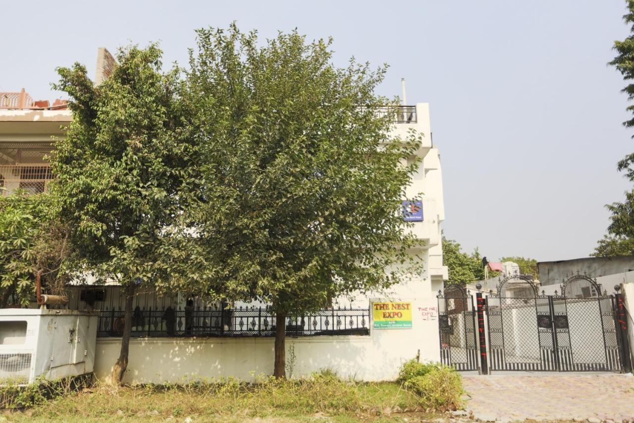 Capital O The Nest Expo Near Pvr Ansal Plaza Greater Noida Hotel Exterior foto